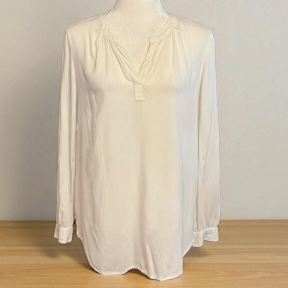 Beachlunchlounge Ivory Blouse, size S